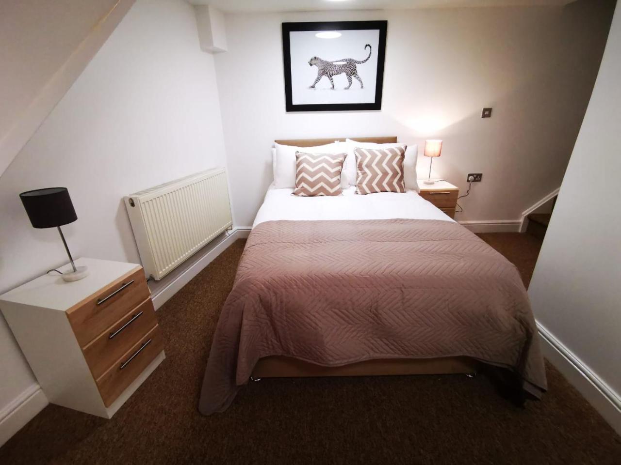 Capital Host- Apartments Euston ลอนดอน ภายนอก รูปภาพ