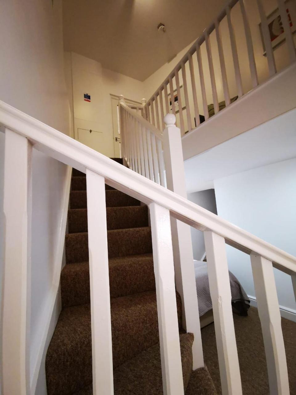 Capital Host- Apartments Euston ลอนดอน ภายนอก รูปภาพ