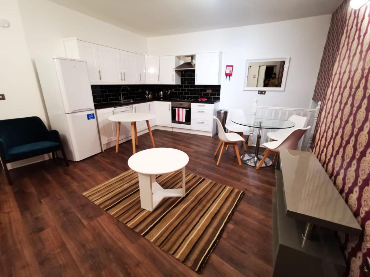 Capital Host- Apartments Euston ลอนดอน ภายนอก รูปภาพ
