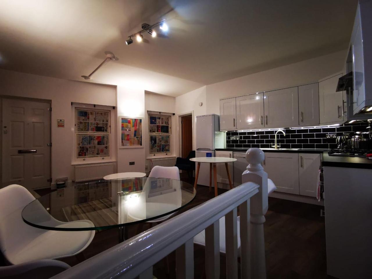 Capital Host- Apartments Euston ลอนดอน ภายนอก รูปภาพ
