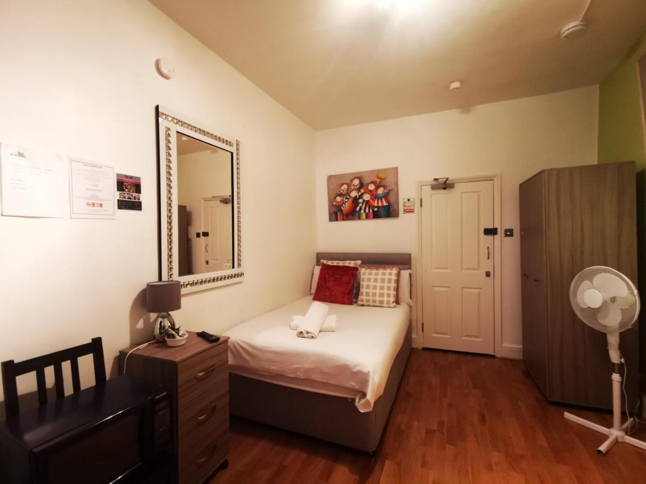 Capital Host- Apartments Euston ลอนดอน ภายนอก รูปภาพ