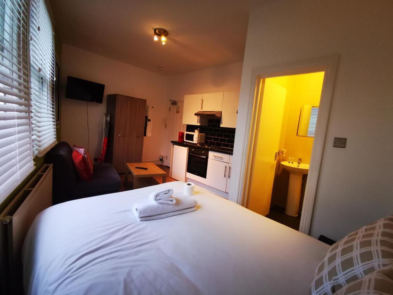 Capital Host- Apartments Euston ลอนดอน ภายนอก รูปภาพ