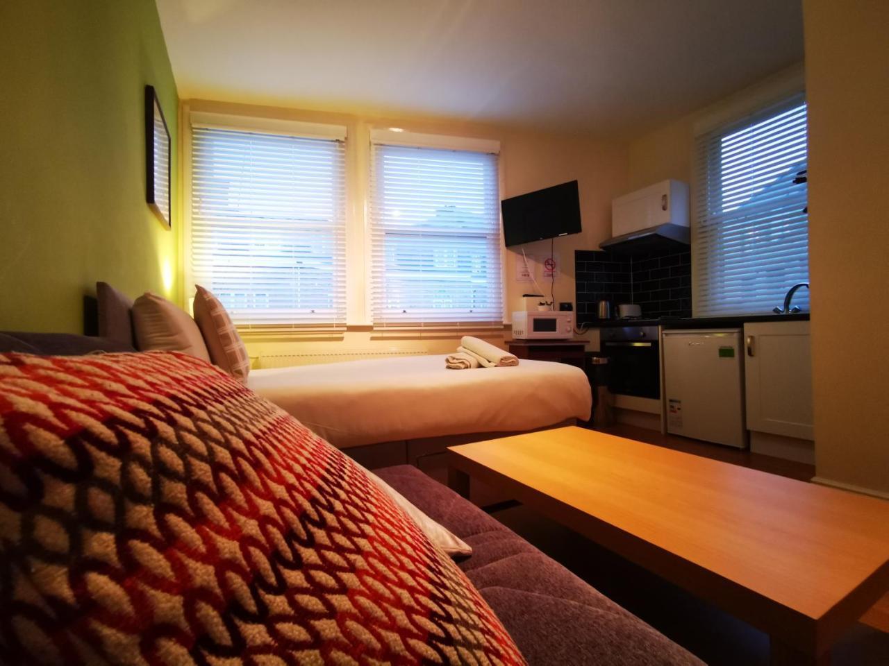 Capital Host- Apartments Euston ลอนดอน ภายนอก รูปภาพ